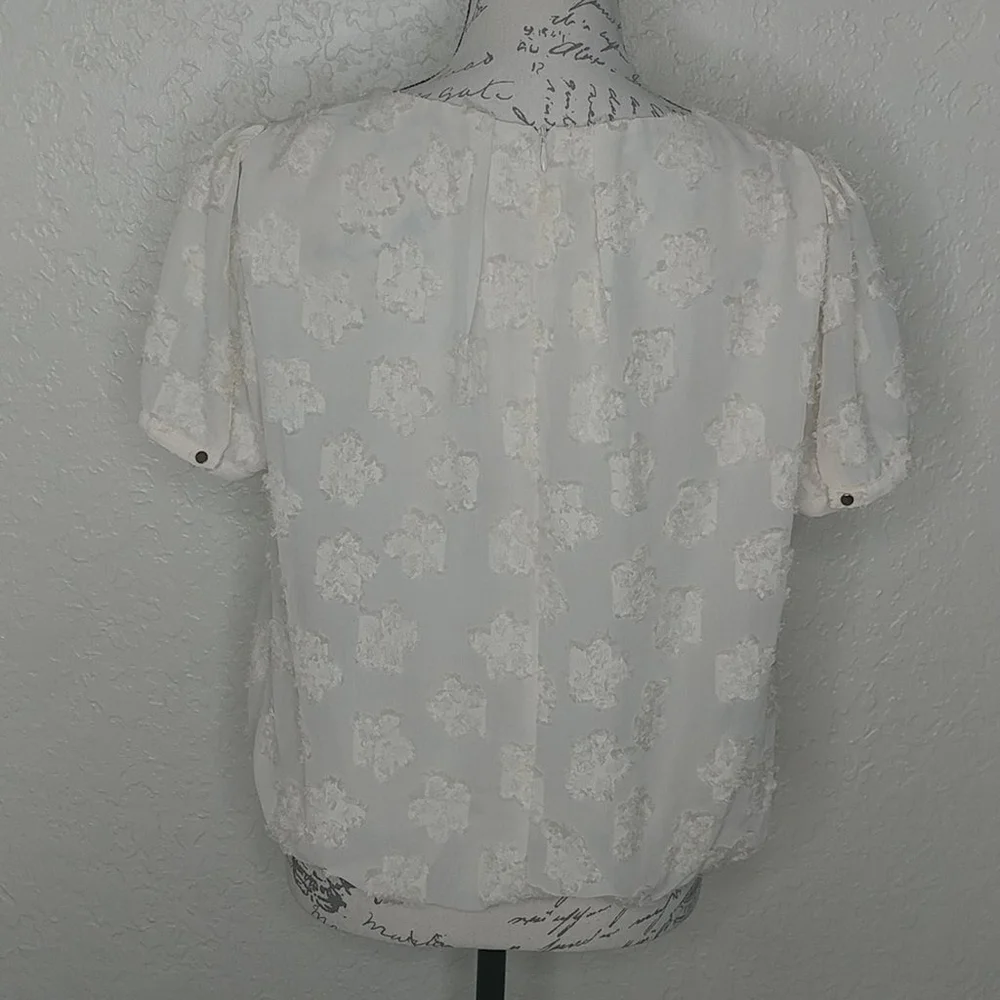 Top Cream Size M - Picture 1 of 3